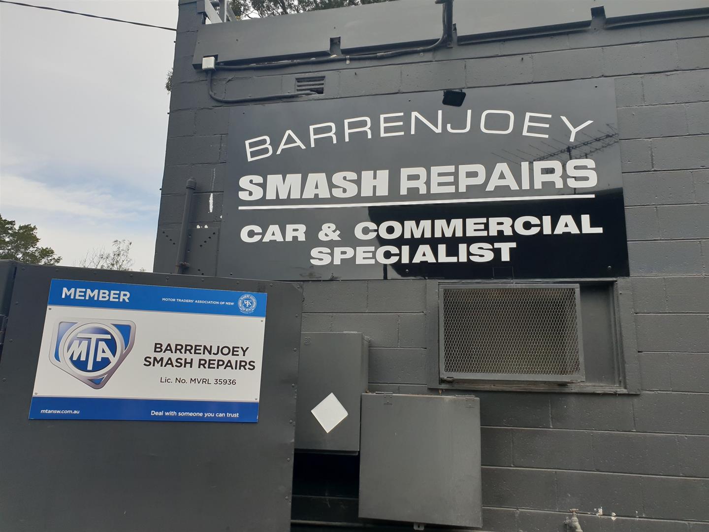 Barrenjoey Smash Repairs Photos